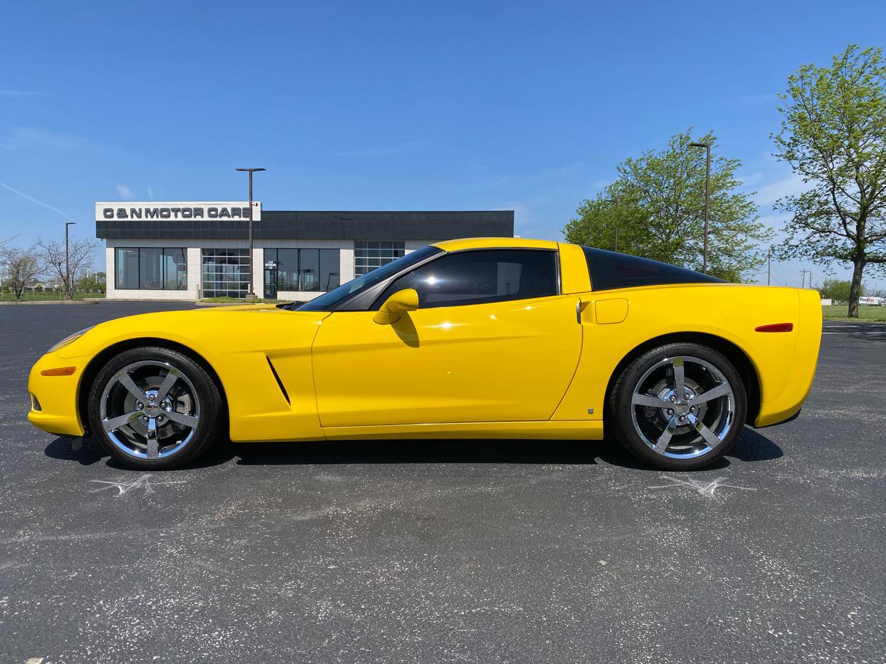 Used 2008 Chevrolet Corvette Coupe w/ Preferred Equipment Group RWD image 8