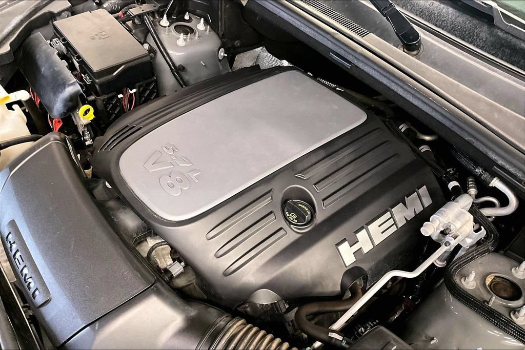 Used 2022 Dodge Durango R/T w/ Quick Order Package 22F AWD/4WD image 31
