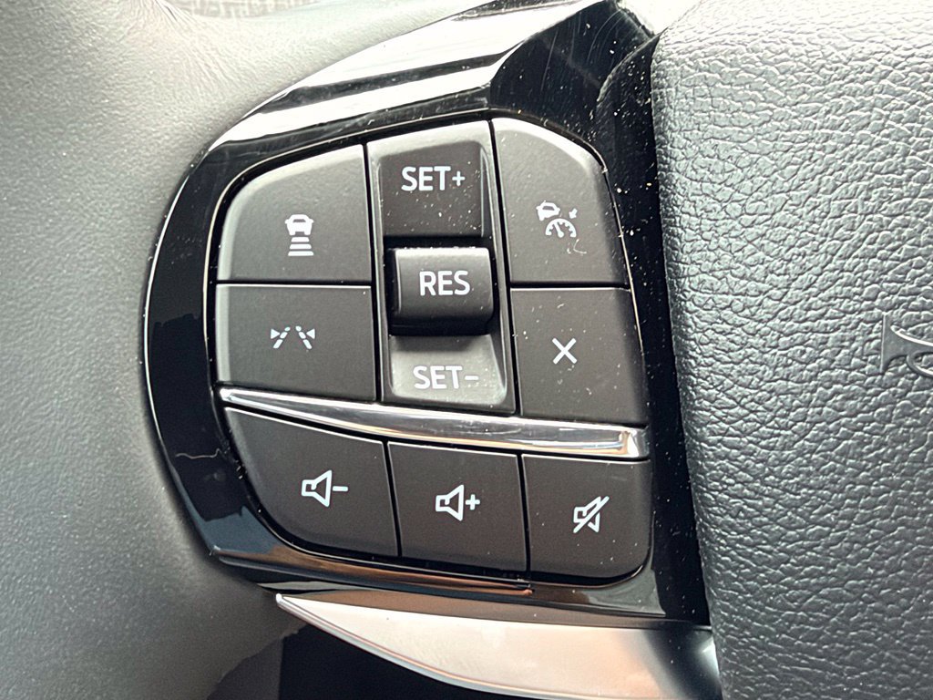 New 2026 Ford Explorer Platinum w/ LUX Leather Package AWD/4WD image 27