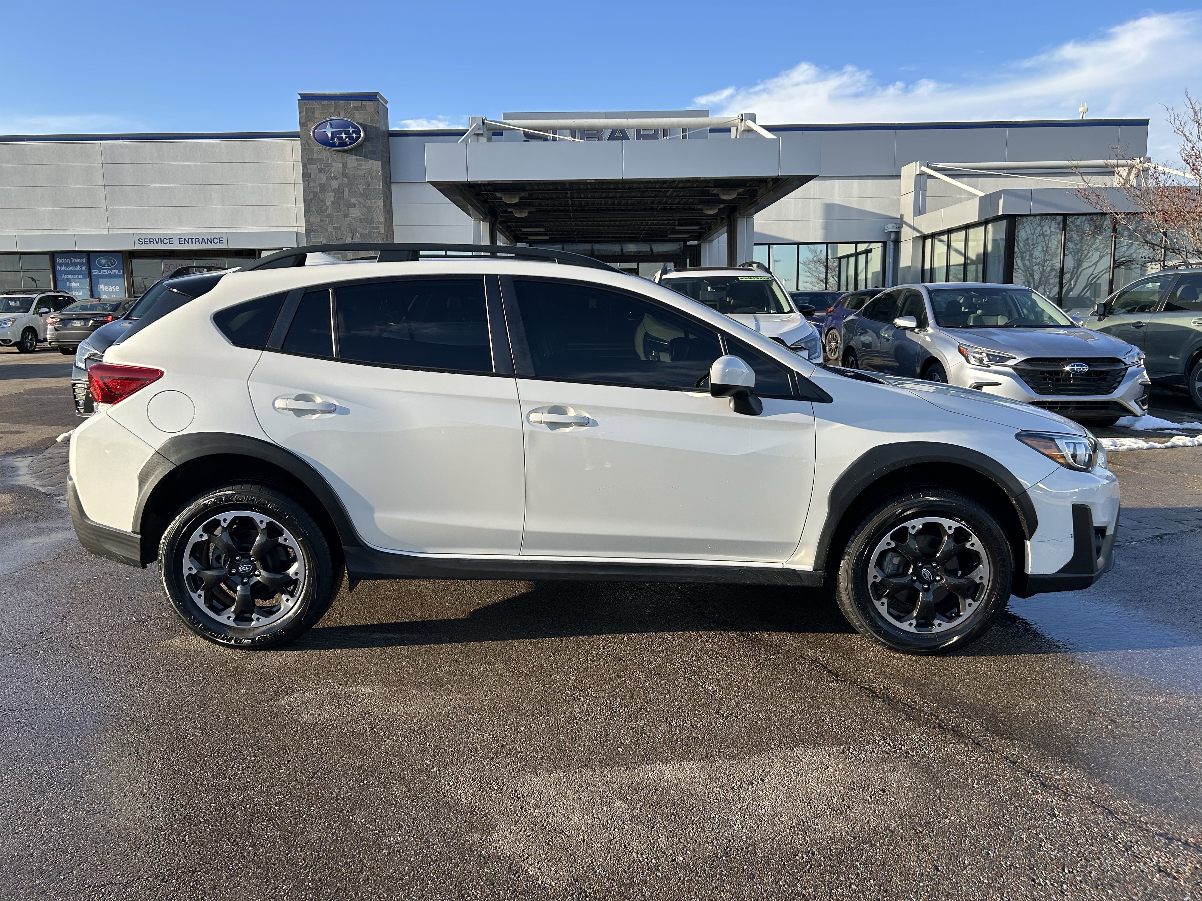 Used 2023 Subaru Crosstrek 2.0i Premium image 8