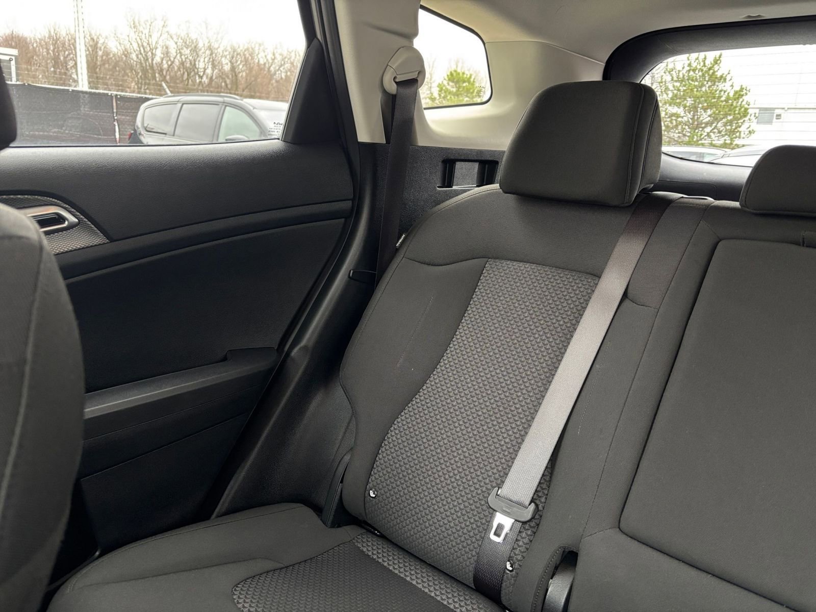 Used 2025 Kia Sportage LX FWD image 39