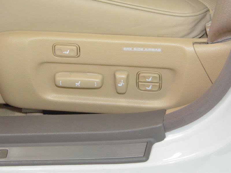 Used 2005 Lexus LS 430 RWD image 17