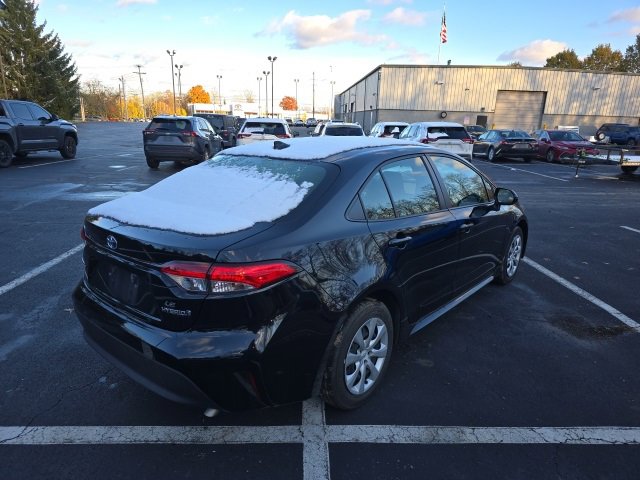 Used 2024 Toyota Corolla LE image 8