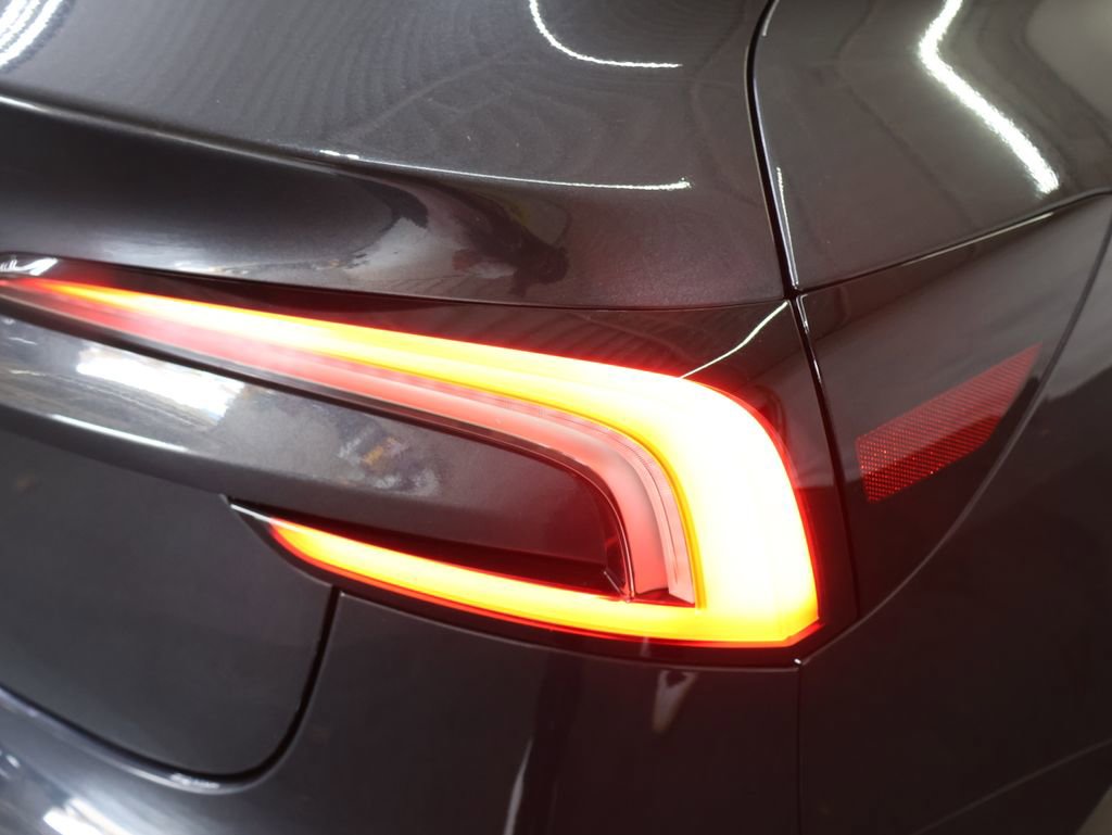Used 2024 Tesla Model 3 Long Range image 27