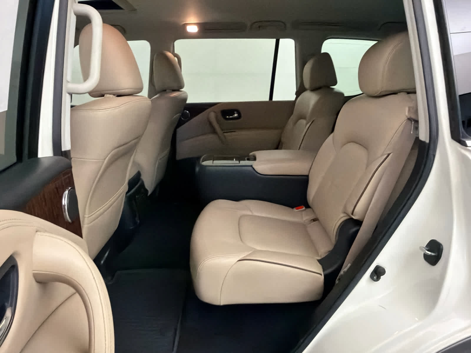 Used 2020 Nissan Armada SL w/ Premium Package RWD image 16