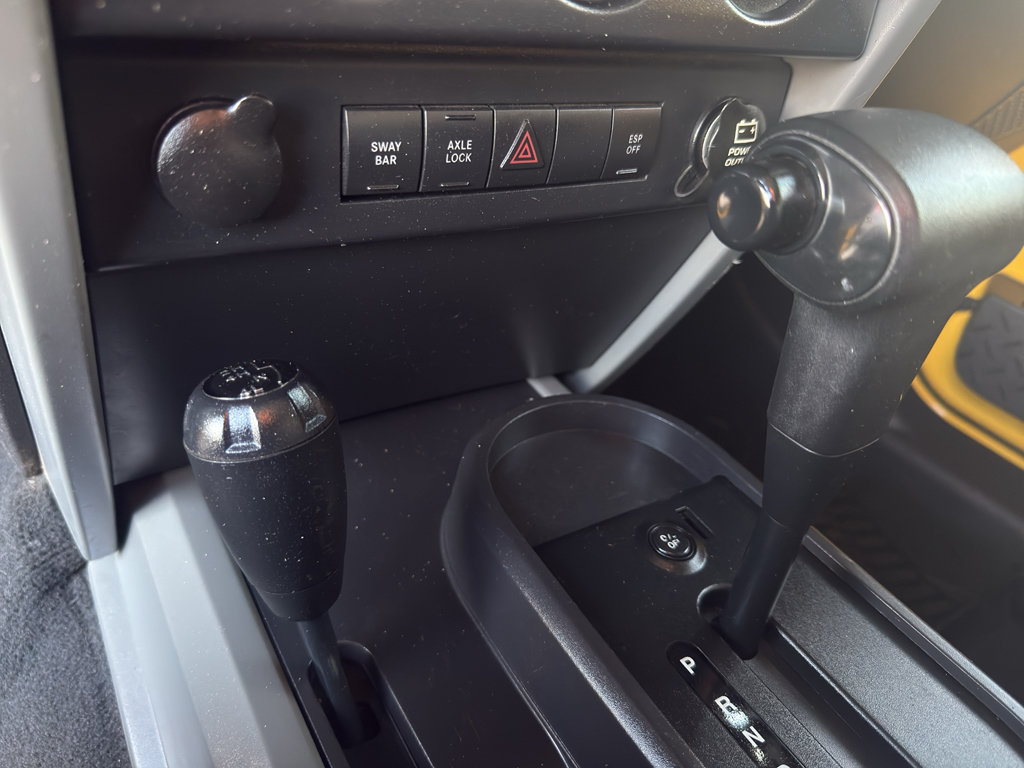 Used 2008 Jeep Wrangler Rubicon w/ Dual Top Group AWD/4WD image 18