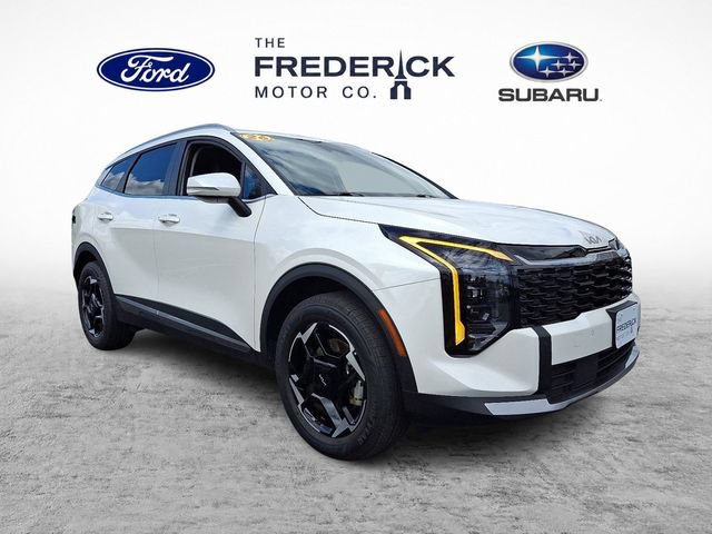 Used 2026 Kia Sportage EX AWD/4WD image 3