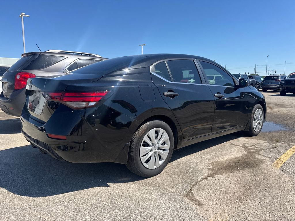Used 2025 Nissan Sentra S FWD image 5