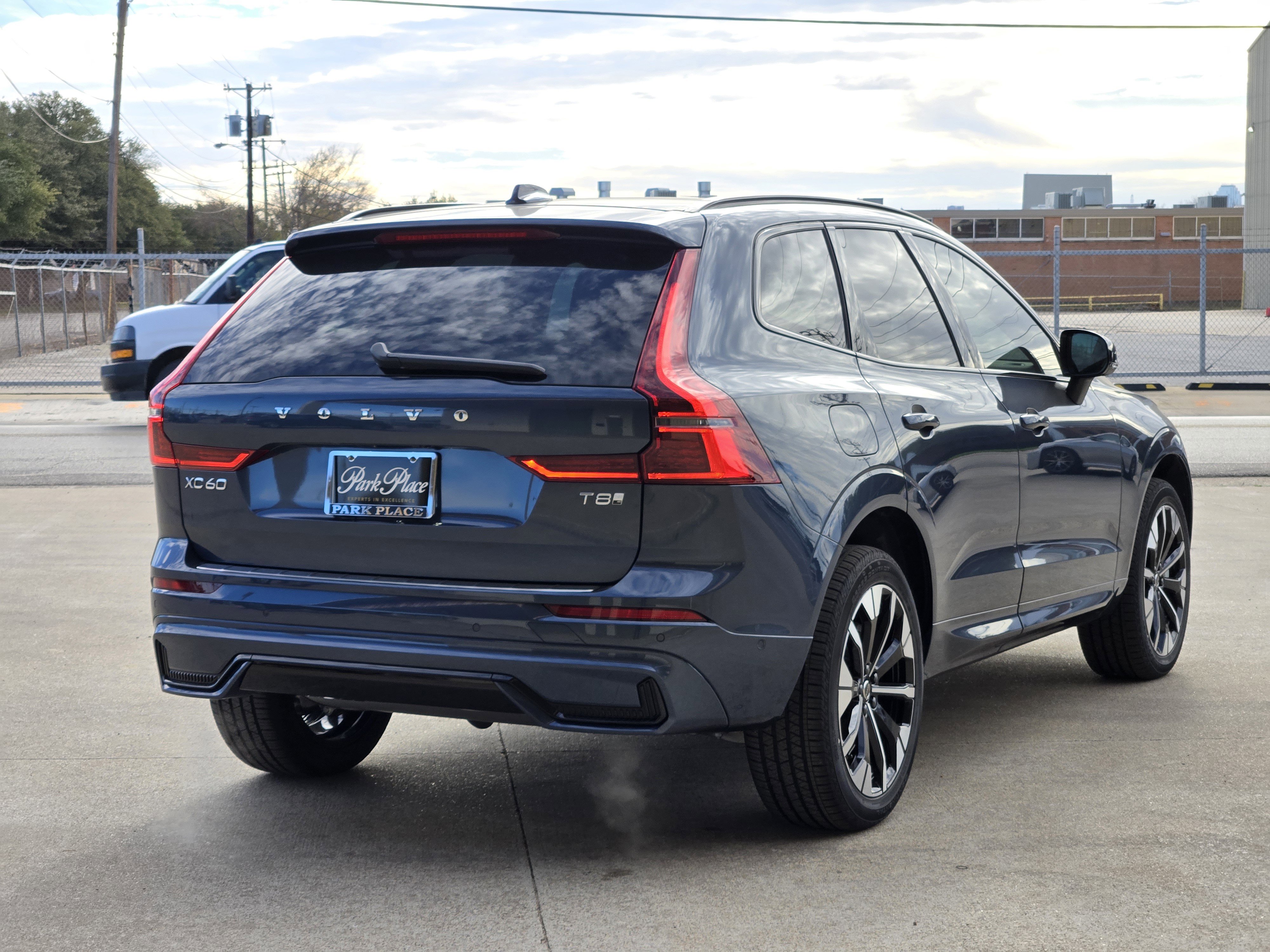 New 2026 Volvo XC60 T8 Plus w/ Protection Package Premier image 9