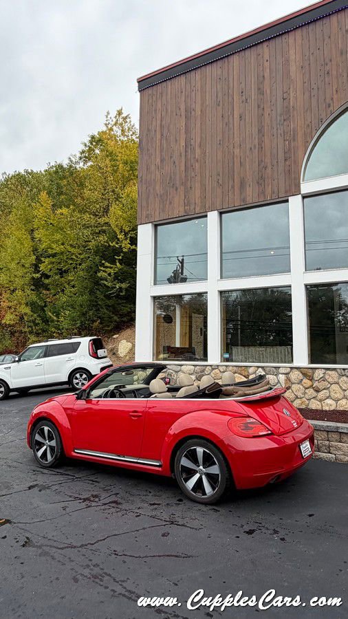 Used 2013 Volkswagen Beetle 2.0T image 31