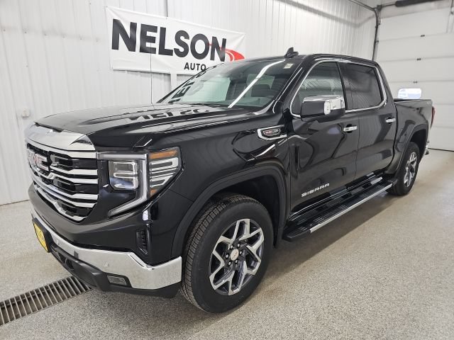 New 2026 GMC Sierra 1500 SLT w/ SLT Premium Package AWD/4WD image 4