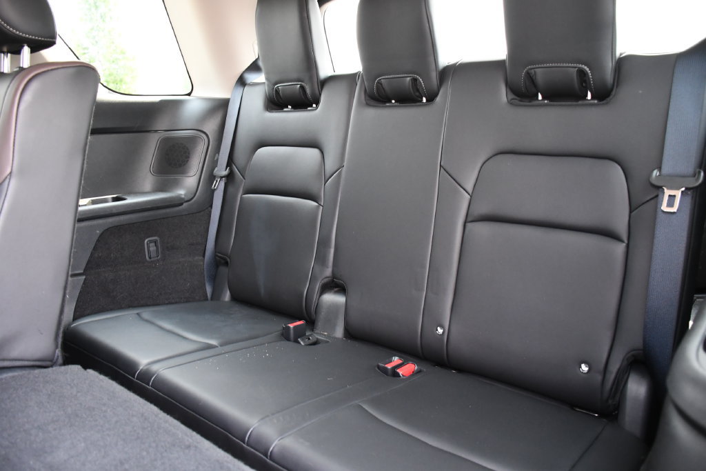 Used 2024 Nissan Pathfinder Platinum w/ Cargo Package AWD/4WD image 22