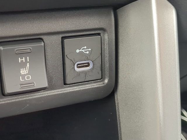 Used 2023 Toyota Corolla Cross XSE w/ Convenience Package image 22