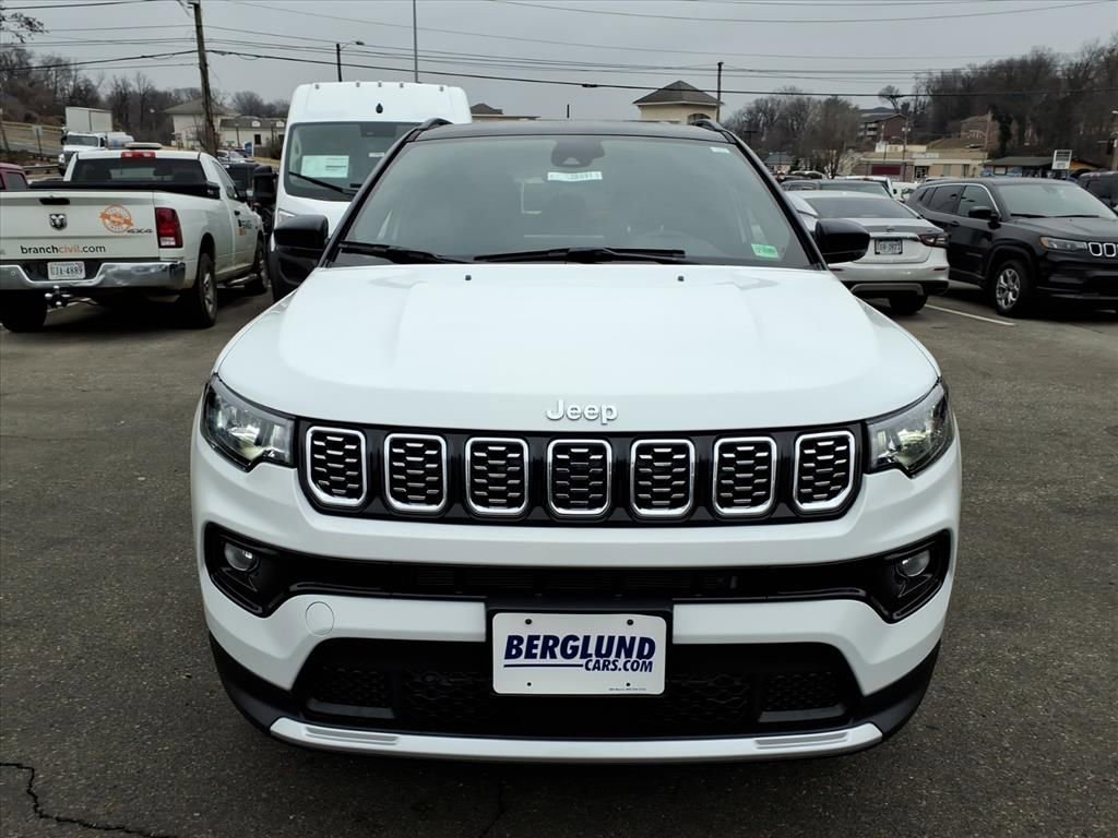 New 2026 Jeep Compass Limited image 9