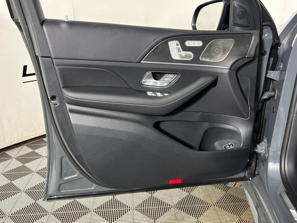 Certified 2026 Mercedes-Benz GLE 53 AMG 4MATIC Coupe image 11