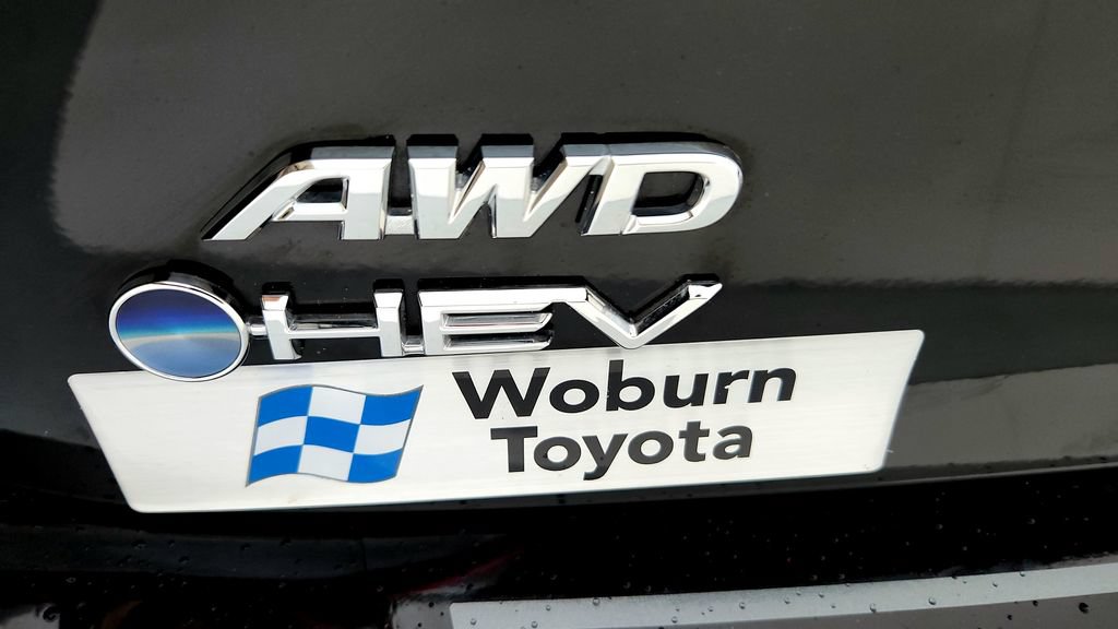 Certified 2025 Toyota Camry XLE w/ Premium Plus Package AWD/4WD image 21