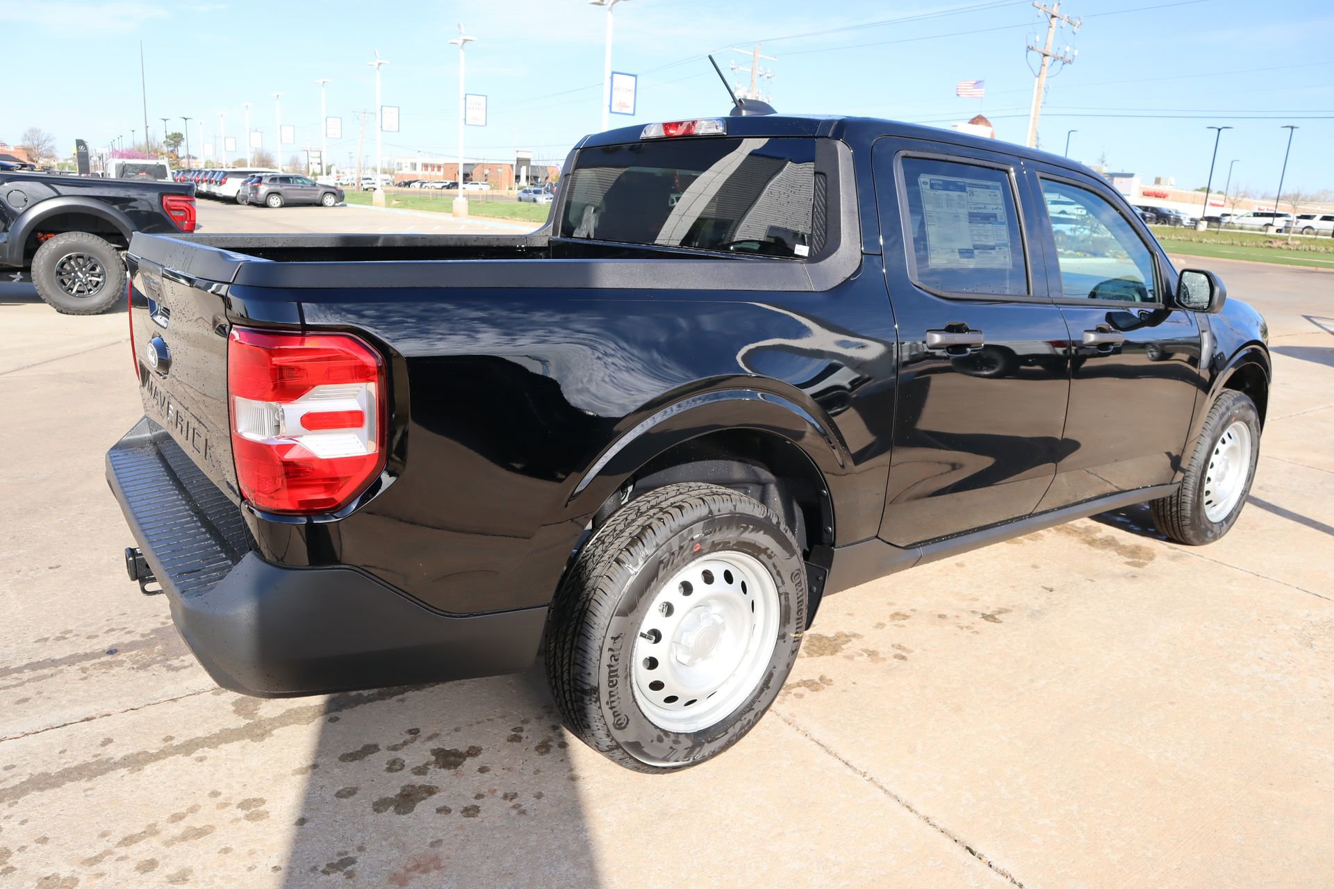 New 2026 Ford Maverick XL image 21