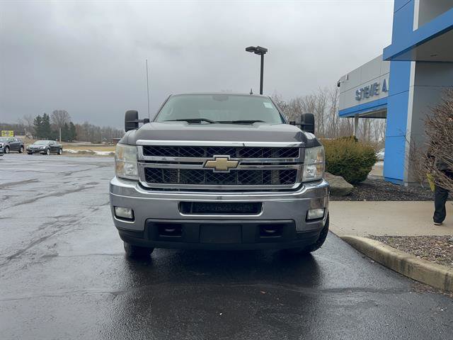 Used 2011 Chevrolet Silverado 2500 LT w/ Interior Plus Package image 2
