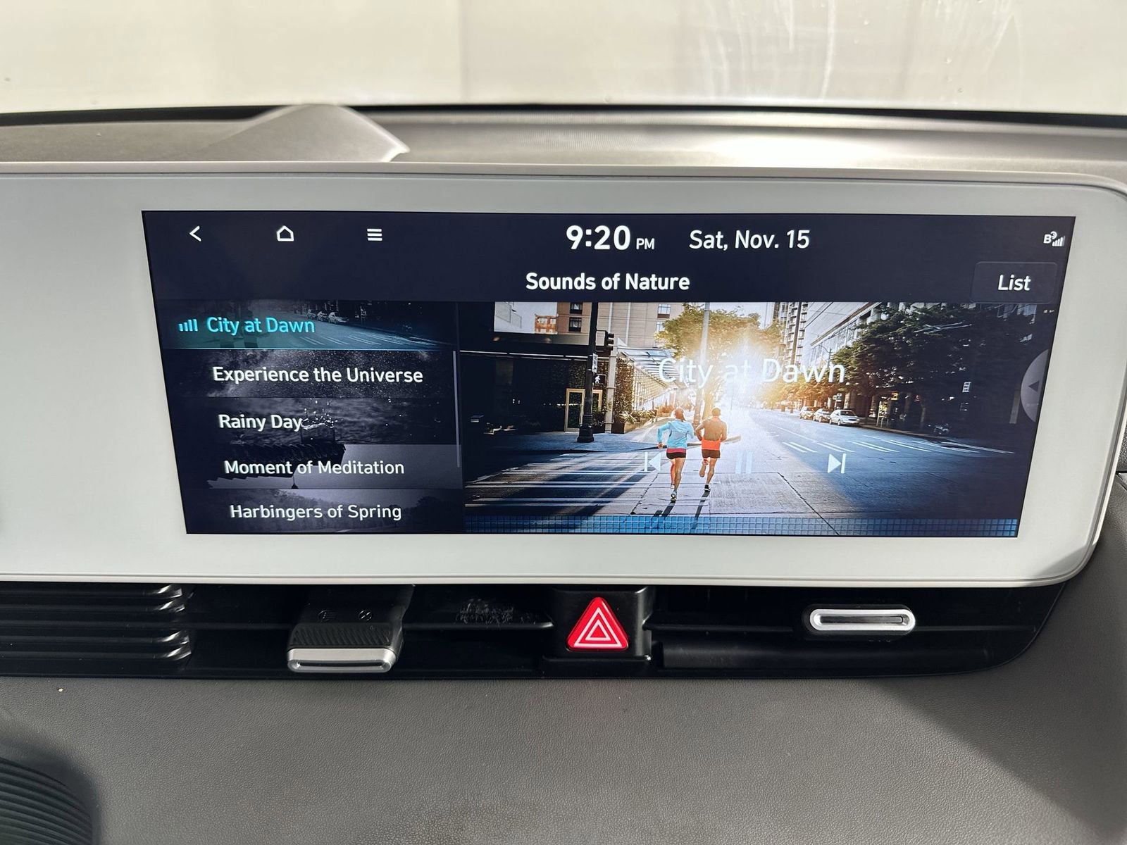 Used 2023 Hyundai Ioniq 5 Limited image 17