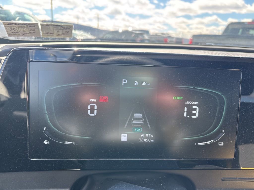 Certified 2023 Kia Sportage LX image 9