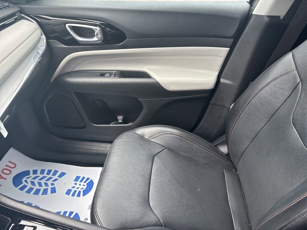 Certified 2022 Jeep Compass Limited image 22