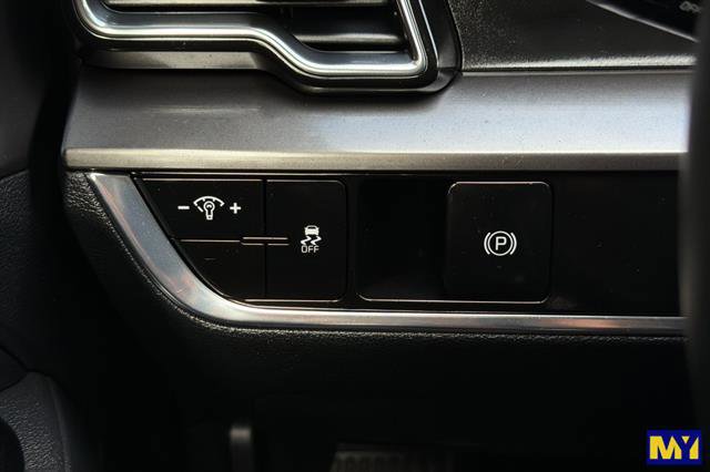 Used 2024 Kia Sportage EX image 35