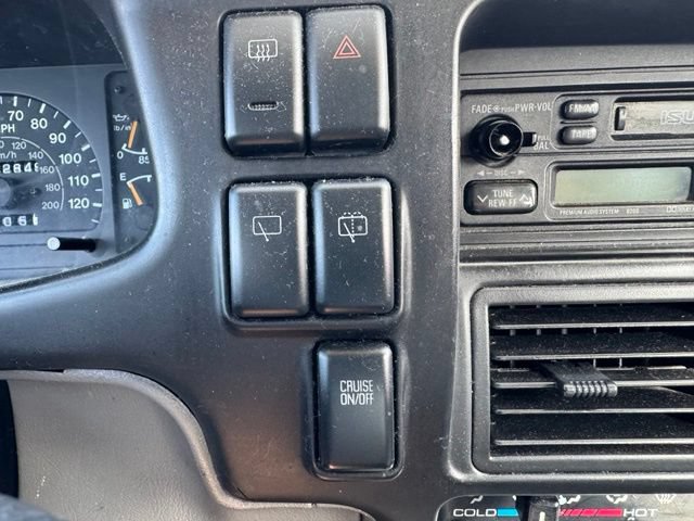 Used 1997 Isuzu Rodeo S RWD image 22