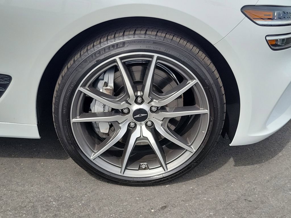 Used 2026 Genesis G70 2.5T RWD image 5