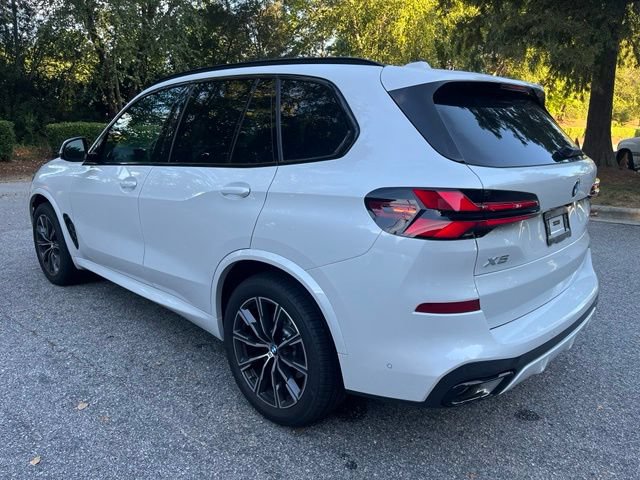 Used 2026 BMW X5 xDrive40i w/ M Sport Package AWD/4WD image 7