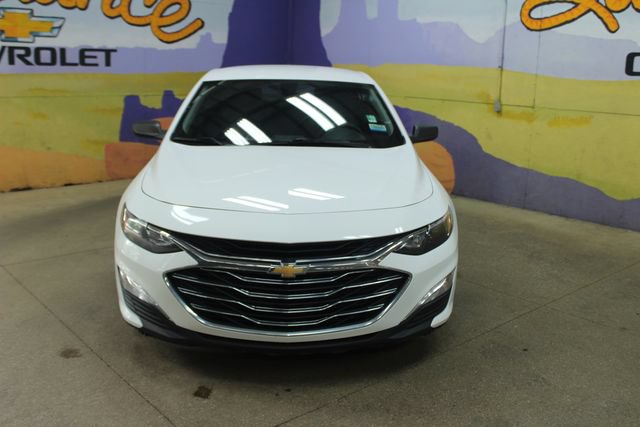 Used 2020 Chevrolet Malibu LS FWD image 3