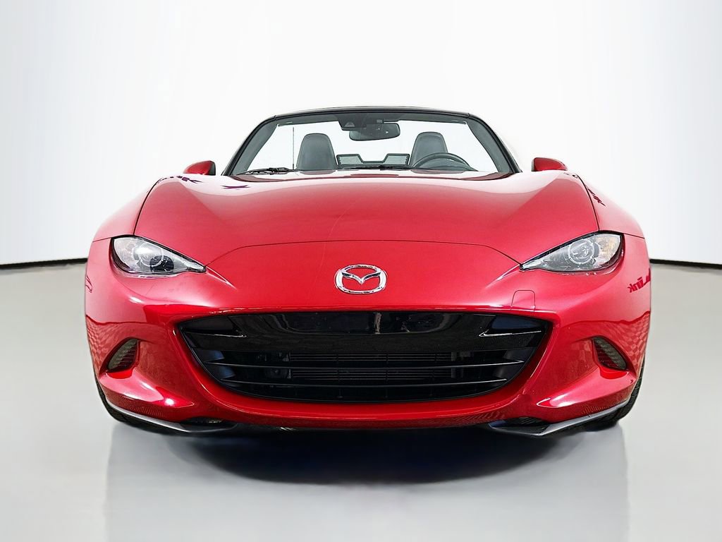 Used 2016 MAZDA MX-5 Miata Grand Touring image 2