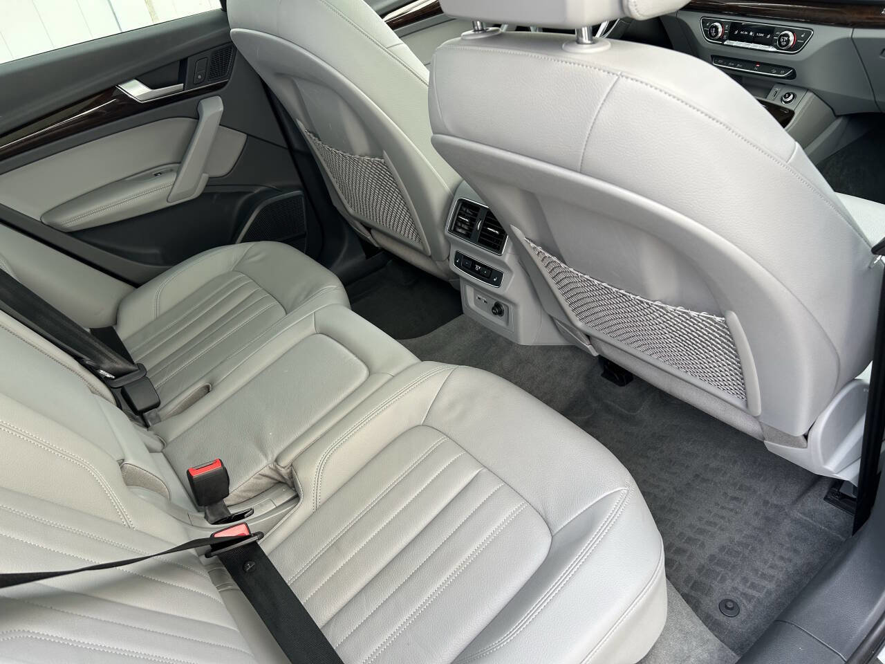 Used 2019 Audi Q5 2.0T Premium Plus w/ Premium Plus Package image 12