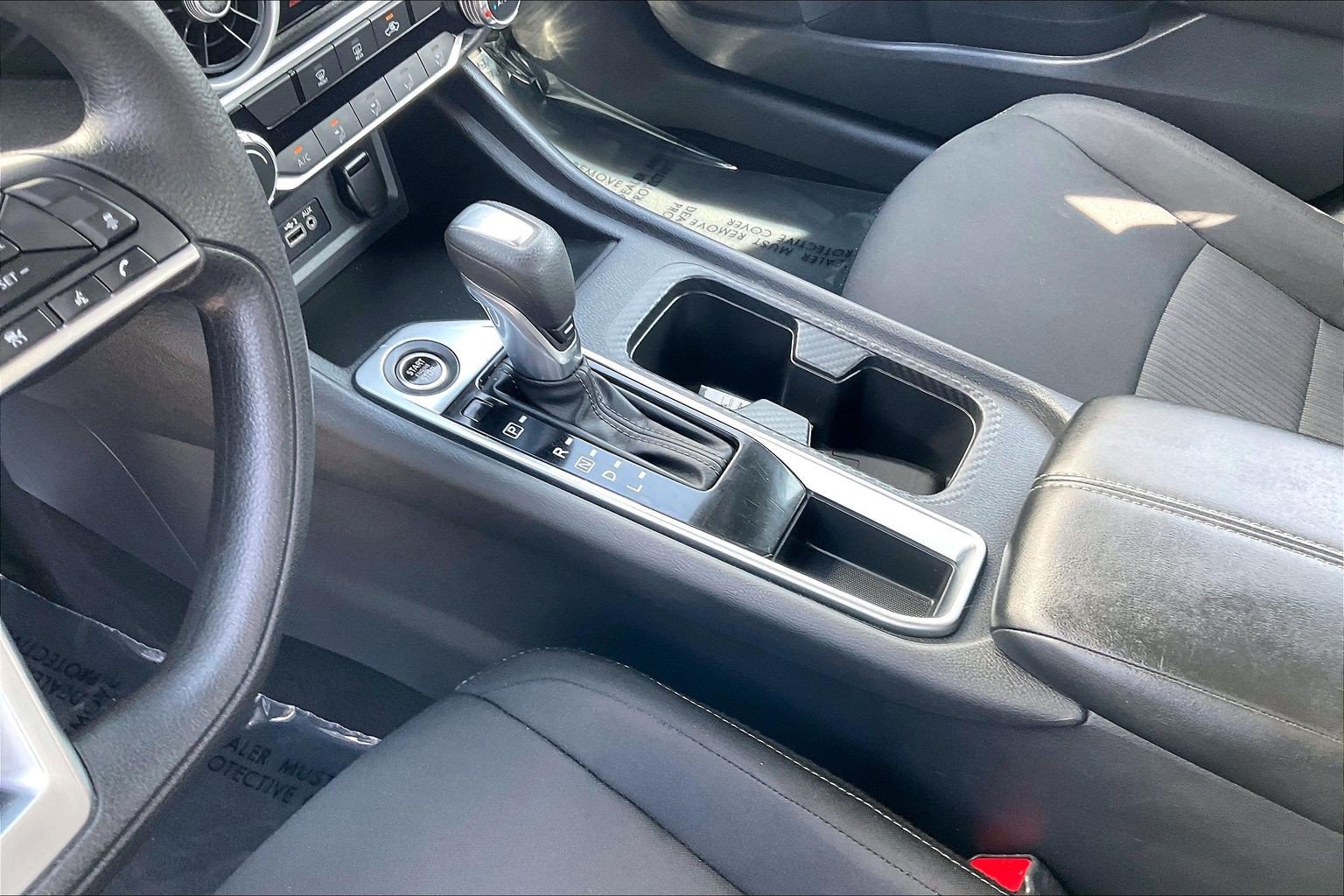 Used 2024 Nissan Sentra SV FWD image 22