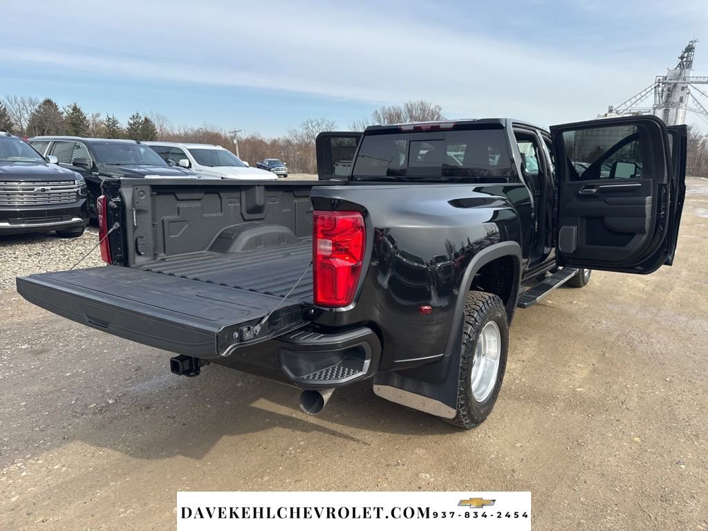 Used 2024 Chevrolet Silverado 3500 High Country w/ High Country Premium Package image 44
