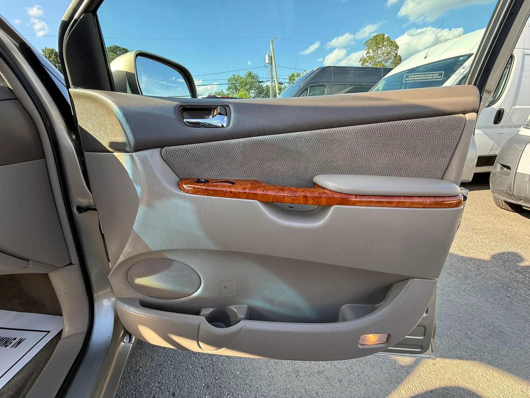 Used 2006 Toyota Sienna FWD image 44