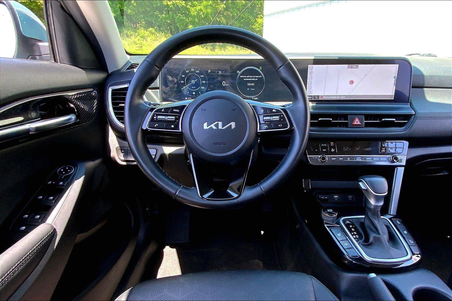 Used 2024 Kia Seltos EX AWD/4WD image 5