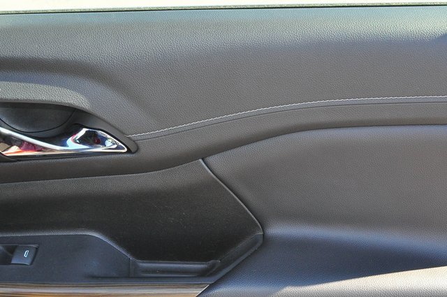 Used 2023 GMC Acadia SLE w/ Driver Convenience Package image 23