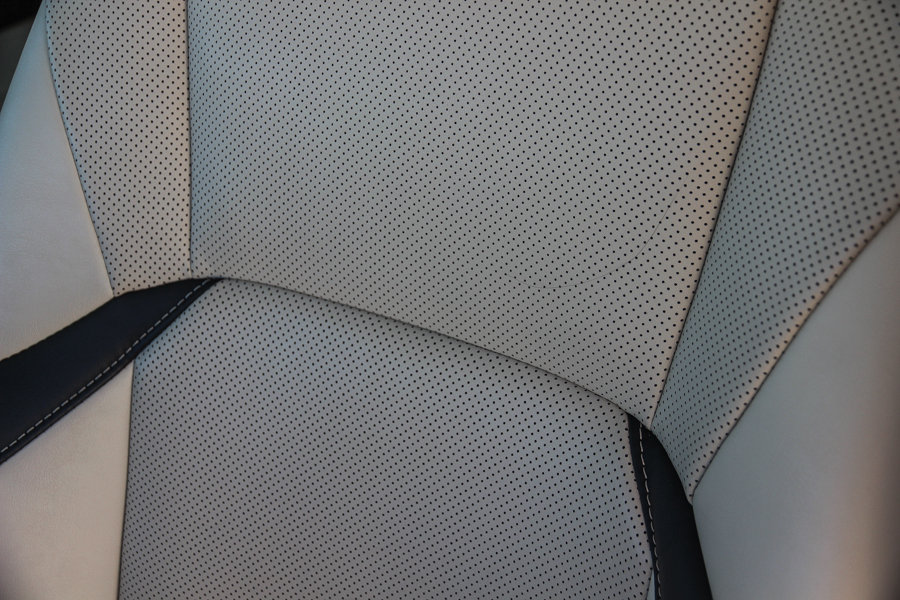 Certified 2024 Lexus ES 300h w/ Premium Package FWD image 25