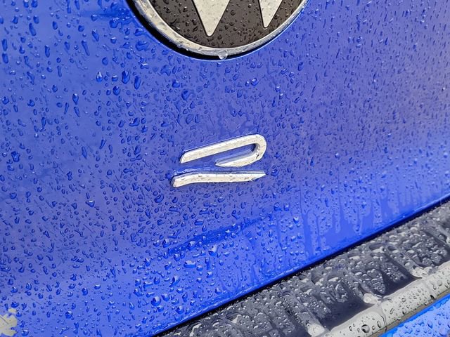 Used 2024 Volkswagen Golf R image 5