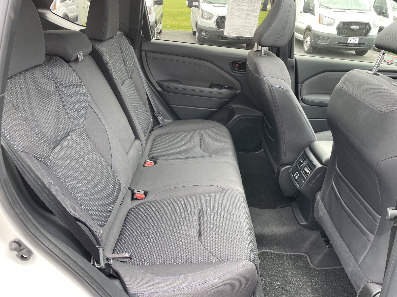 Used 2025 Subaru Forester Premium AWD/4WD image 29