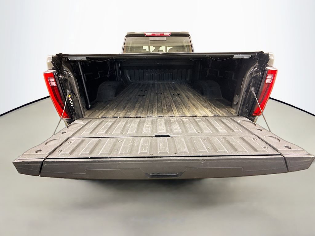 Used 2024 GMC Sierra 3500 Denali w/ Denali Reserve Package AWD/4WD image 29