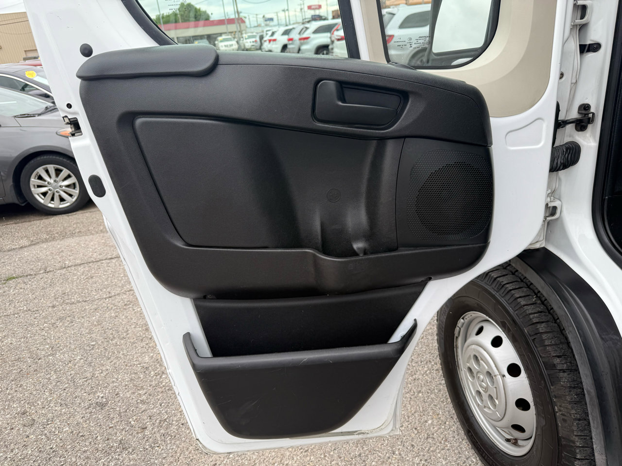 Used 2019 RAM ProMaster 1500 image 13