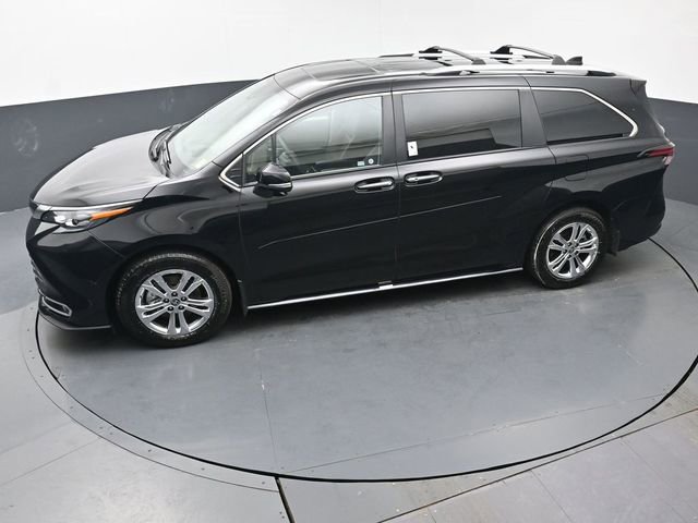 Certified 2024 Toyota Sienna Platinum image 49