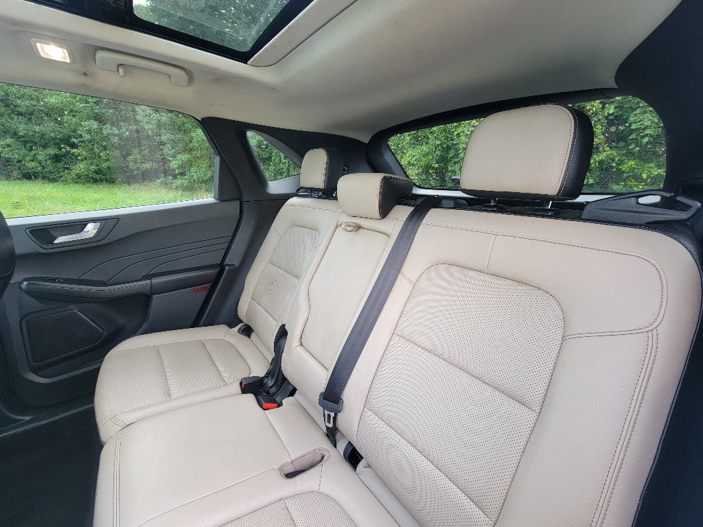 Used 2022 Ford Escape SEL FWD image 27