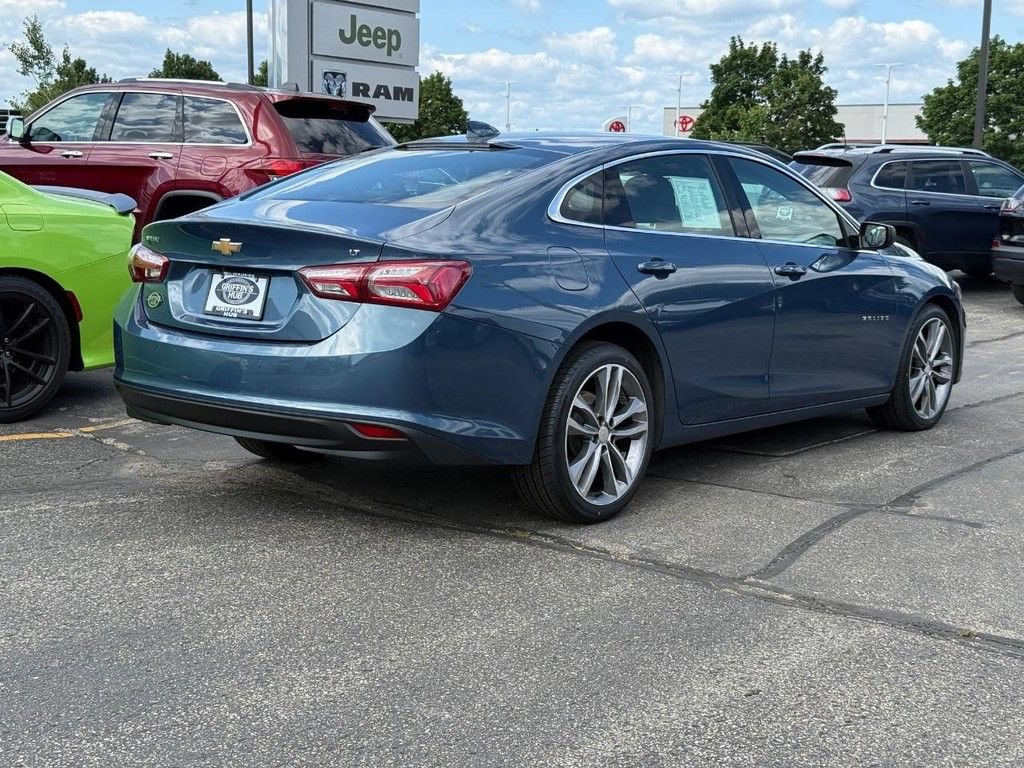 Used 2024 Chevrolet Malibu LT FWD image 3