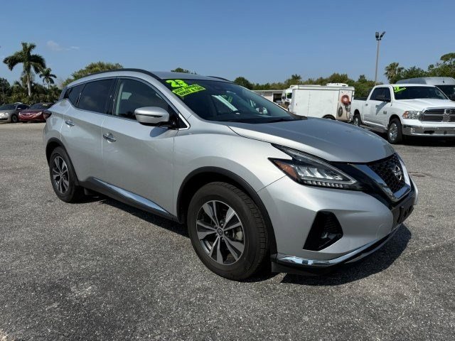 Used 2023 Nissan Murano SV image 1
