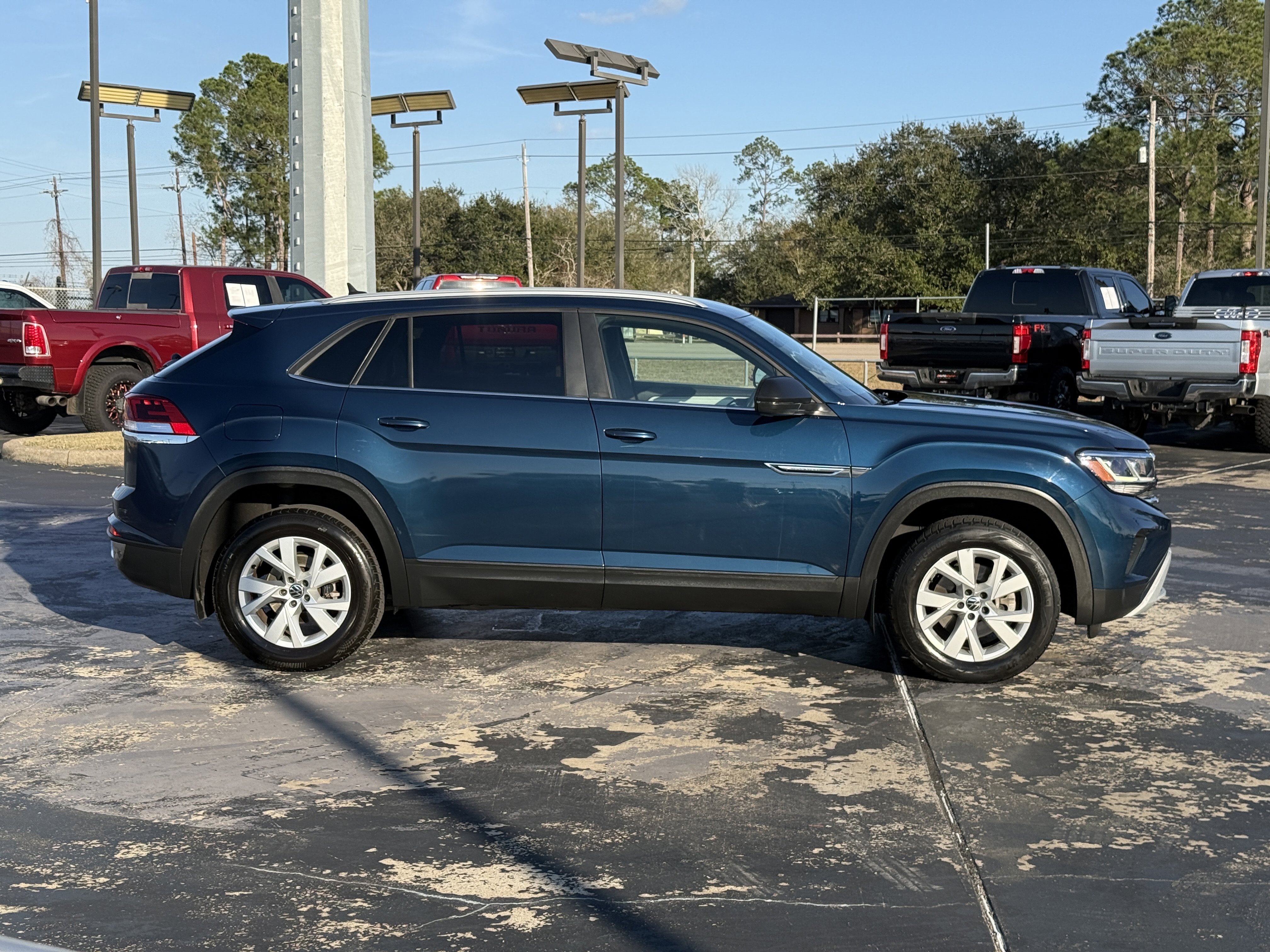 Used 2021 Volkswagen Atlas Cross Sport S FWD image 12