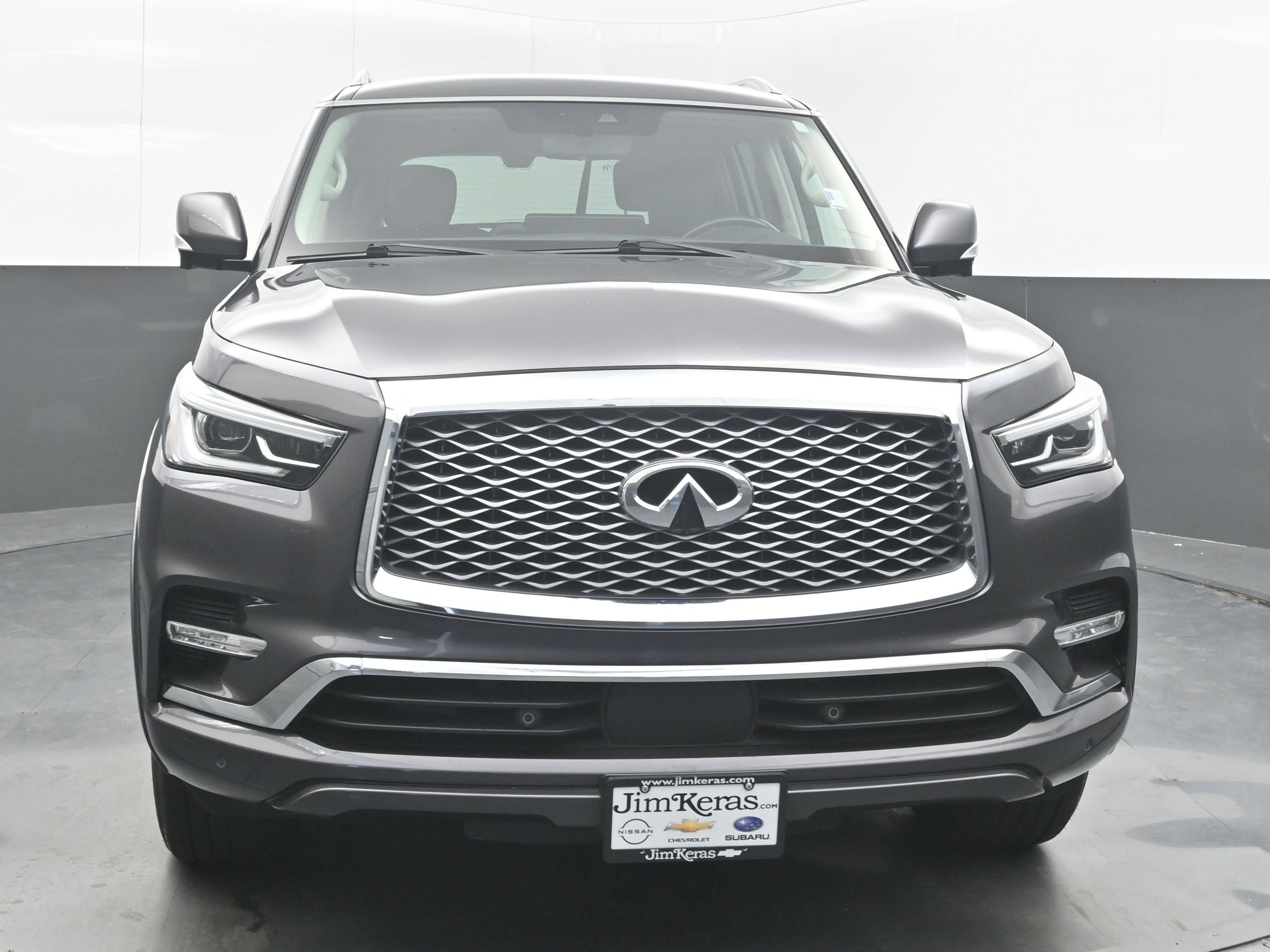 Used 2024 INFINITI QX80 Luxe AWD/4WD image 3
