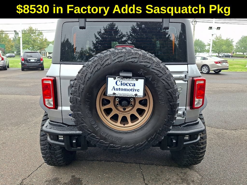 Used 2023 Ford Bronco 2-Door w/ Sasquatch Package AWD/4WD image 9
