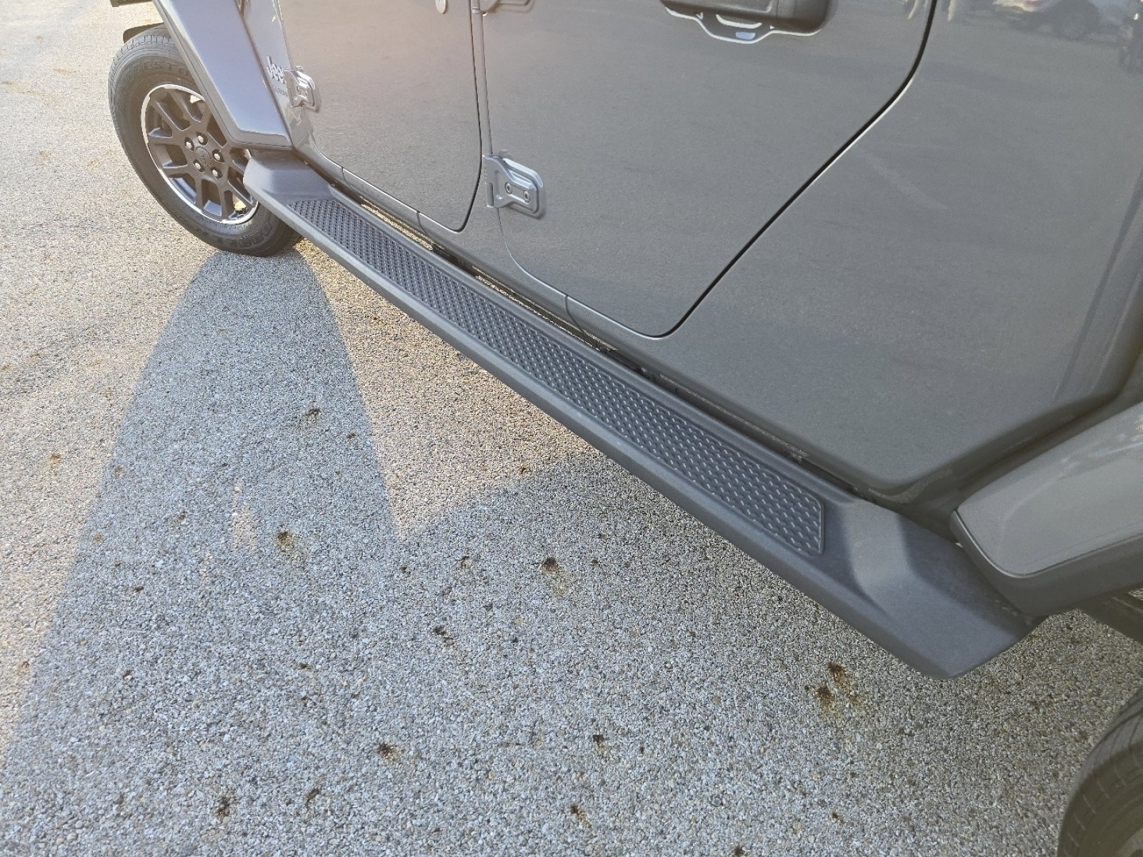 Used 2020 Jeep Gladiator Overland image 28